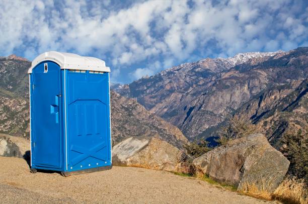Affordable portable toilet rental in Cavalier, ND